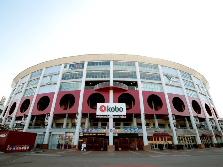 楽天生命パーク宮城(宮城球場)