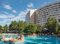 ガーデンプール※夏期営業