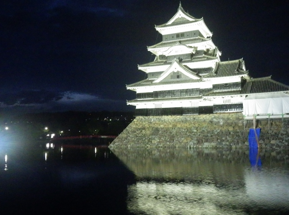 松本城