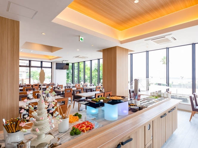 夕食バイキング