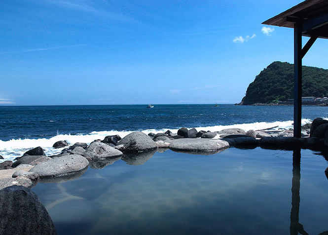 黒根岩風呂
