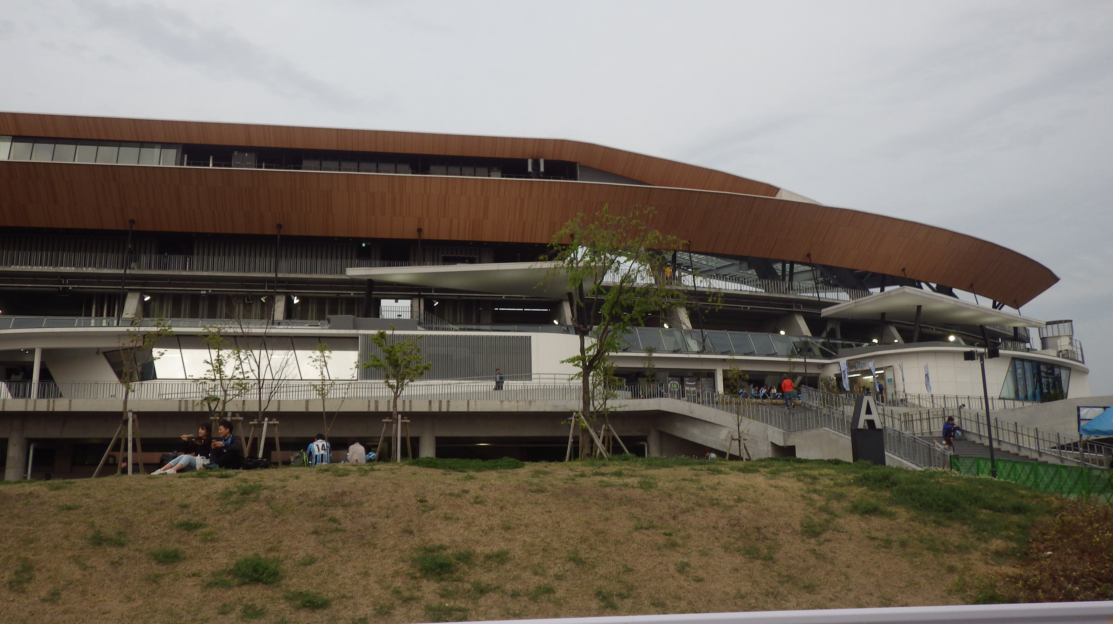 等々力陸上競技場