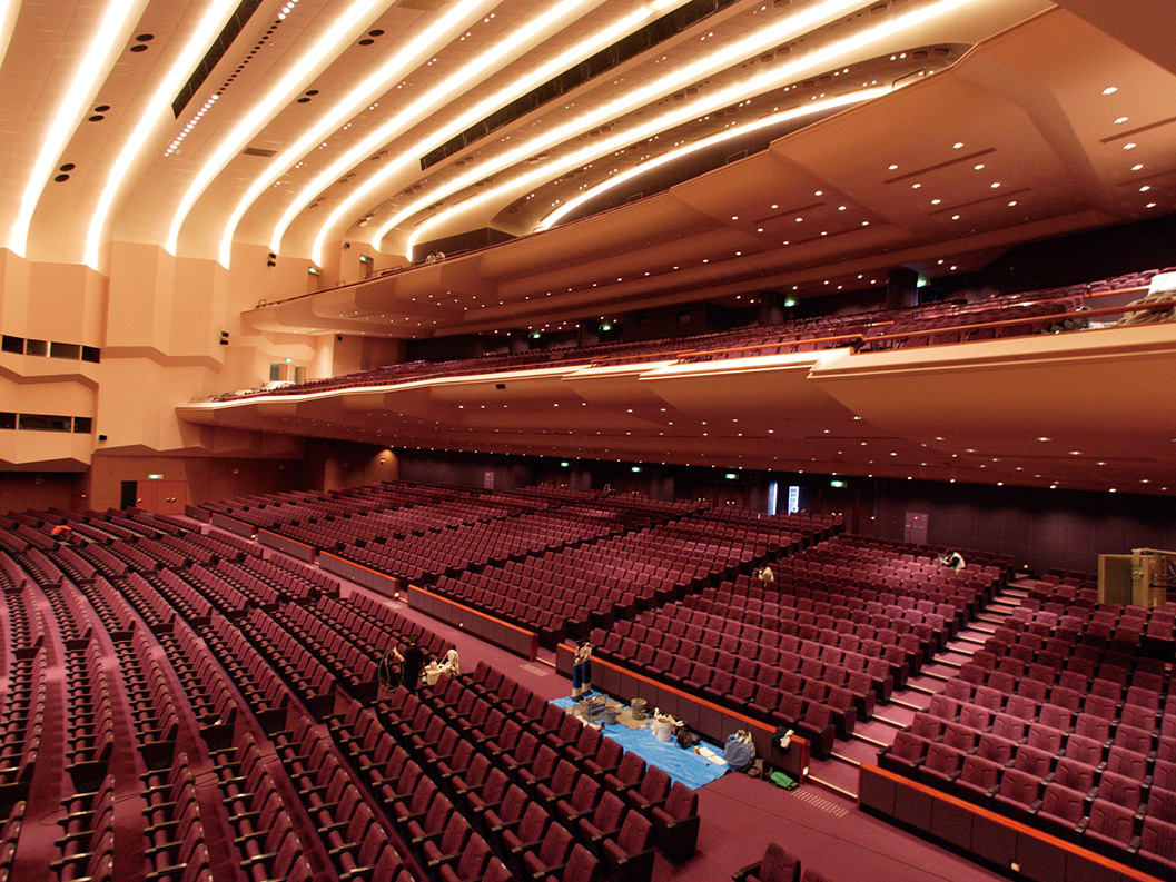 パシフィコ横浜国立大ホール(横浜国際平和会議場)