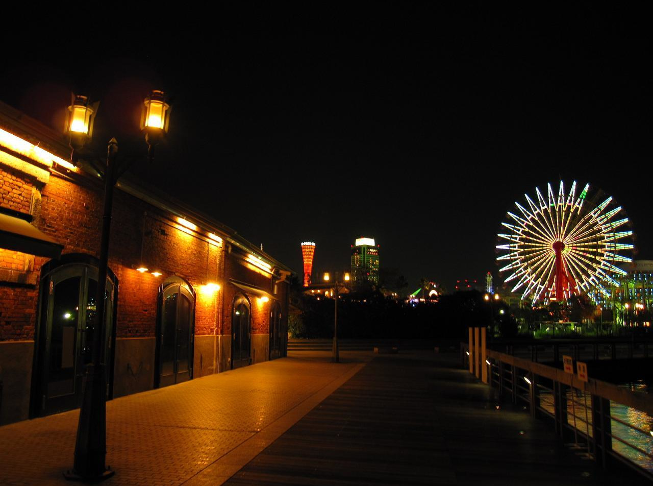神戸煉瓦倉庫 HARBOR STORES