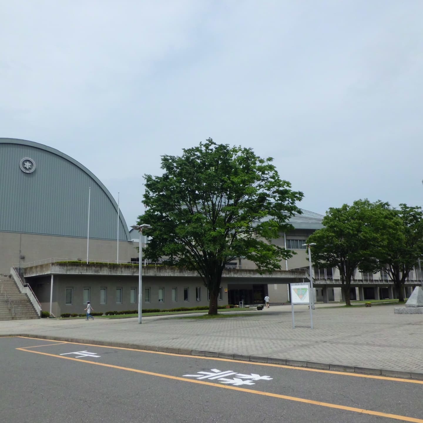 松本市総合体育館