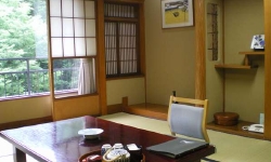 和室 10畳（2〜5名定員）