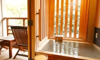 新館 水花の庄 半露天風呂付洋室