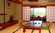 和室 バスなし・トイレ付(風呂付き6部屋、寄木細工の風呂付き1部屋)