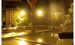 露天風呂 四季の湯
