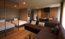 コンドミニアムA,B(定員4名 約48m2)