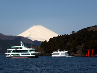 芦ノ湖遊覧船