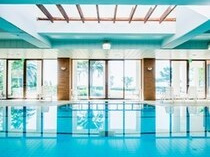 室内温水プール