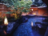 青山やまと:露天風呂