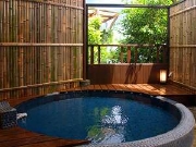 懐かしの自然湯 熱川一柳閣：無料貸切露天風呂「せいげつ」