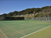 下田セントラルホテル：屋外テニスコート