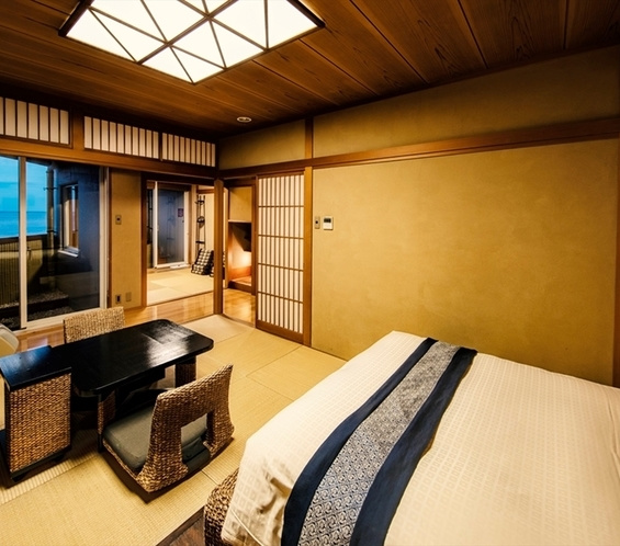 ダブルベッド和洋室2間