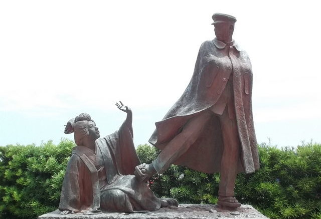 お宮の松