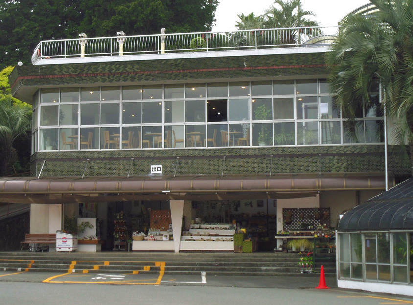熱川バナナワニ園